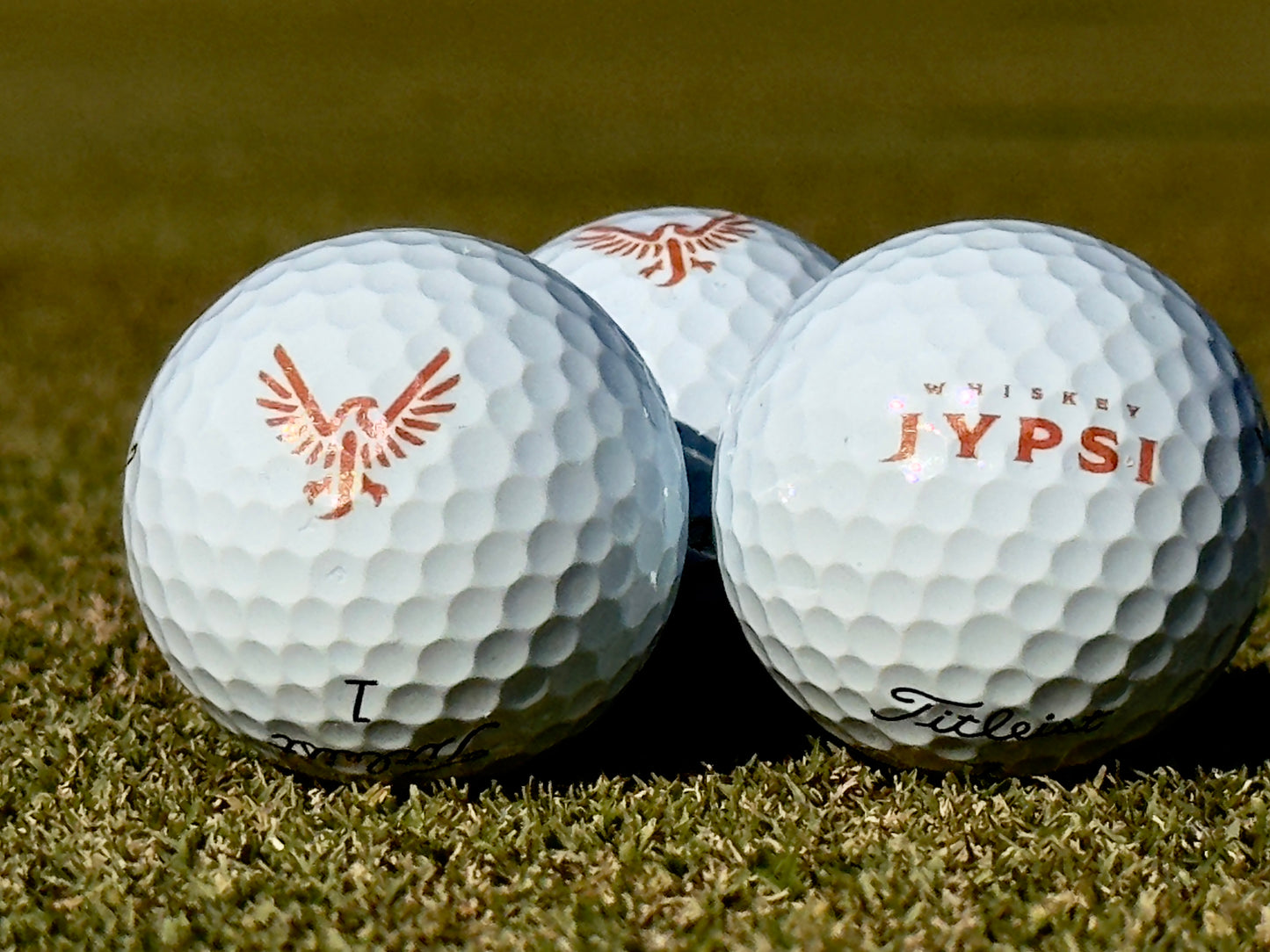 Whiskey JYPSI  + Titleist ProV1 Golf Balls